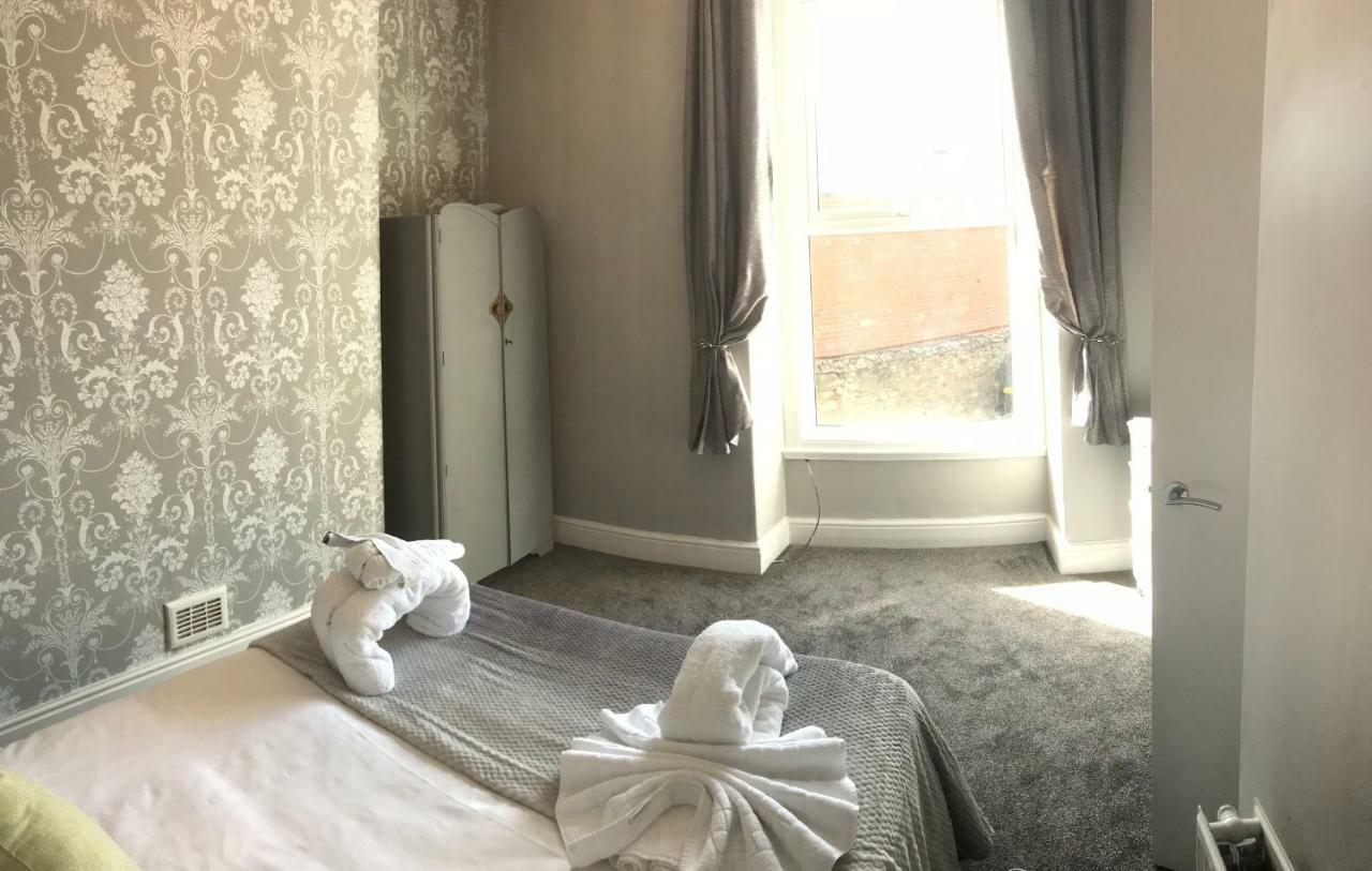 7 Llewelyn Avenue Διαμέρισμα Λαντούντνο Εξωτερικό φωτογραφία